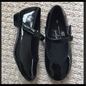 Girls ABT tap shoes! 🎩